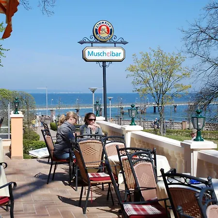 Im Ostseebad Goehren Reb004 *